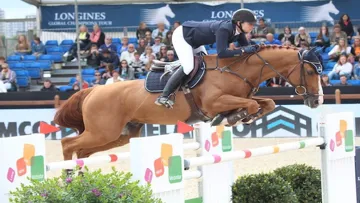 Anne-Sohie Godart a conclu son week-end à Anvers par une victoire dans le Grand Prix du CSI 4*. Photo Stefano Grasso/GCT