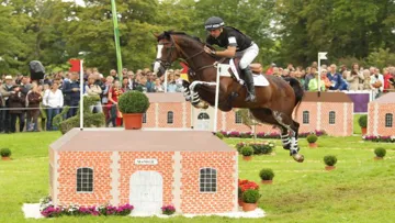 Le Néo-Zélandais Tim Price et son KWPN de douze ans Wesko ont pris la tête du CCI 4* de Lexington. Ci-dessus lors des Jeux équestres mondiaux de Caen, en septembre 2014 © Scoopdyga