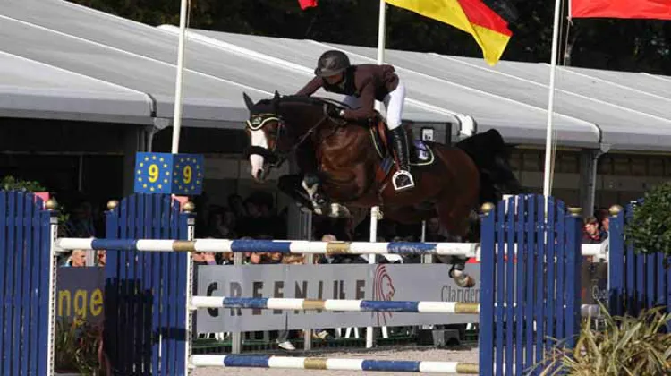 Oscar des Fontaines gagne les Sires of the world. Ph Jennifer Decamp.