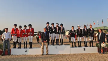 Les Bleuettes, sacrées championnes d'Europe Enfants, vendredi © FEI Photos
