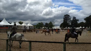 Le paddock du Grand Parquet. © CdY 