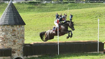 Ustinov se balade sur le cross. Photo Pauline Chavalier