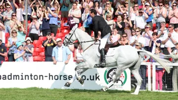 Mark Todd, retour gagnant. Ph. AS. Crombez.