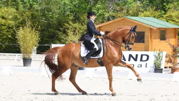 Julia Chevanne, associée à Luciano 182, s'est imposée dans le Grand Prix à Auvers, en mai dernier. Crédit PSV Morel