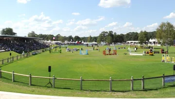 Les chevaux en piste à Fontainebleau (Ph. Scoodyga)