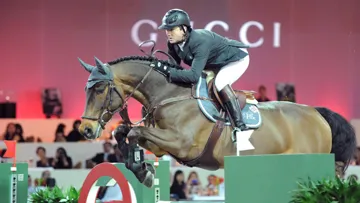 Fort, vif et généreux, Lacrimoso 3*HDC a offert une deuxième victoire à Patrice Dealveau, ce soir à Hong Kong. Photo Scoopdyga