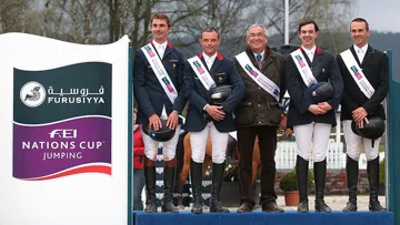 Nicolas Delmotte, Timothée Anciaume, Philippe Guerdat, Mathieu Billot et François-Xavier Boudant ont fait retentir la Marseillaise à Drammen. Photo Roland Thunholm/FEI
