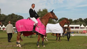 François-Xavier Boudant et Sultane des Ibis, victorieux du Critérium et du championnat des juments de six ans, l'année dernière à Fontainebleau. Photo Scoopdyga.