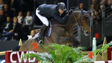 L'an passé, Patrice Delaveau et Lacrimoso*HDC (ici à Lyon) avait démarré leur saison en fanfare en remportant le Grand Prix Coupe du monde de Leipzig. Photo Scoopdyga
