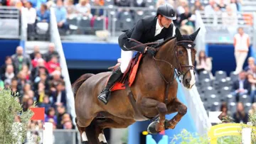 Romain Duguet et Quorida du Trého ont été les meilleurs aujourd'hui, sous la verrière du Grand Palais. Photo Scoopdyga