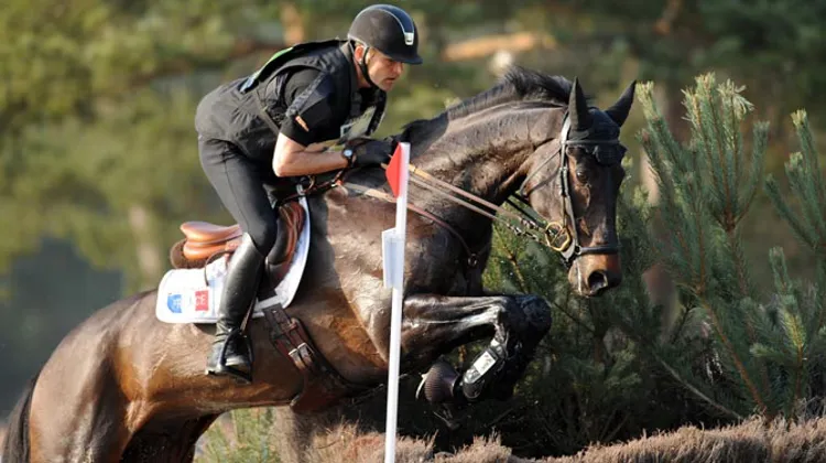 Quirinal de la Bastide, sous la selle de Stanislas de Zuchowicz, signe son grand retour au niveau 4* à Burghley (Photo Scoopdyga)