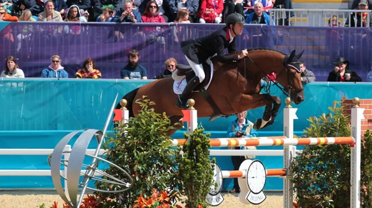 En 2012, le Britannique Scott Brash remportait l?étape coupe du monde du CSI 4* avec Hello Sanctos. Crédit Scoopdyga