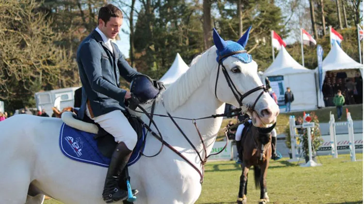 L'Irlandais Shane Carey a joué un joli tour à tous les meilleurs cavaliers français, cet après-midi dans le Pas-de-Calais. Photo Jumping Hardelot/United-Horse