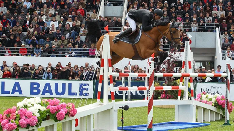 Patrice Delaveau et Ornella Mail*HDC ont réussi un Derby d?exception, cet après-midi à La Baule. Photo PSV Morel