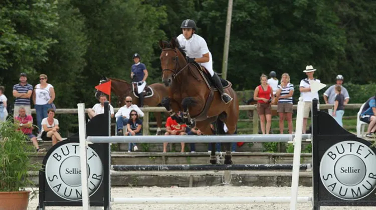 Maxime Charlot, en selle sur Olympe du Feugre, a été performant sur les quatre épreuves de la compétition © PSV Morel