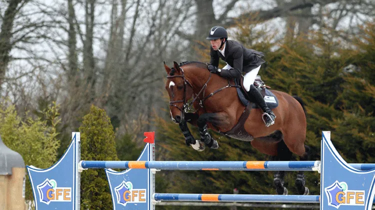 Jonathan Chabrol, ici avec Top Gun du Grand Moustier*Lillebec, travaille désormais pour Florin Codre. Photo PSV Morel