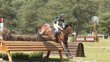 Maxime Livio avec Pica d'Or a maintenu sa première place à l'issue du cross. Photo PSV Morel.