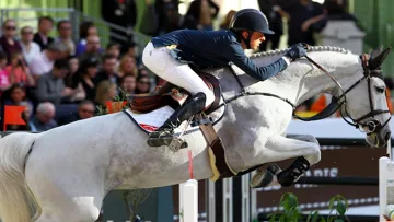 Bertram Allen, dix-neuf ans, et Molly Malone V se sont imposés dans le Grand Prix du CSIO 5* de Dublin. Photo Scoopdyga