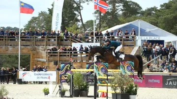 Éden Leprevost Blin Lebreton et Une Étoile Landaise, lauréates du Critérium Pro 1 à Fontainebleau en 2022