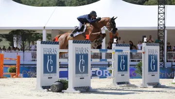 Olivier Robert, tenant du titre du Grand Prix de Valence avec Quenelle du Py.