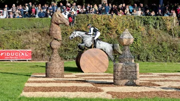 Ingrid Klimke tient toujours les rênes de la compétition dans le mondial des 7 ans après deux tests.