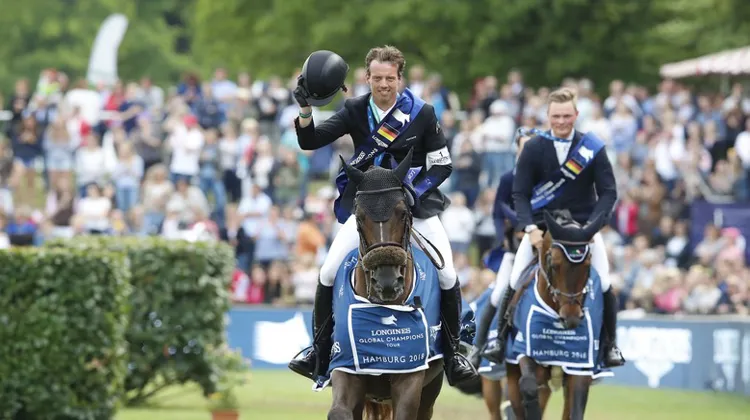 Déjà classés dans le Grand Prix de Shanghai fin avril, Harrie Smolders et Don VHP Z ont pris leur revanche!