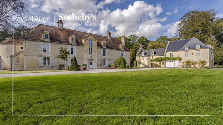 À vendre : château proche de Caen 