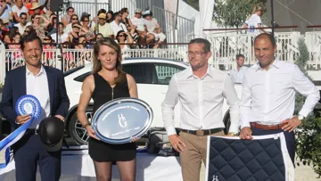 Félicitations aux organisateurs et partenaires de ce beau CSI de Valence.