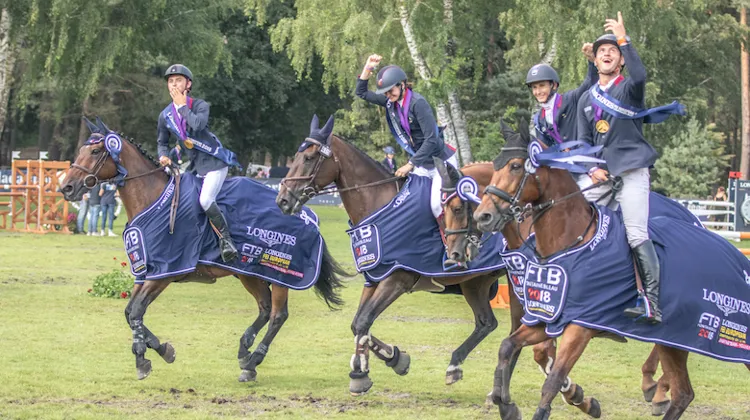 Thaïs Meheust, Victor Burtin, Victor Levecque, Romain Sans feront de beaux rêves ce soir.