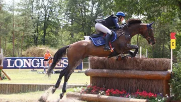 Julie Simonet et Sursumcord'Or, ici à Fontainebleau en 2018. 