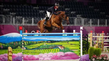 Victime de coliques, Urvoso du Roch ne participera pas à la compétition par équipes.