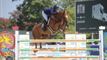 Alice Lainé et son Emrald Sitte ont pris la tête du championnat individuel.