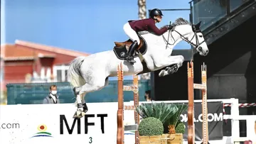  Mélie Gosa et Alouette d’Éole effectuent un excellent début de saison, avec déjà quatre victoires internationales au compteur.