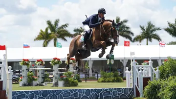 Il s'agit de la septième victoire de celui que l’on surnomme “Double D” au WEF, de sa quatrième victoire en CSI5 * et de sa troisième victoire en Grand Prix.