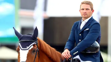 Guillaume Batillat vient de terminer deuxième du Grand Prix CSI 2* de Valence, en Espagne, avec son fidèle Baby Love.