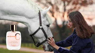 Première Victoire, le parfum pour les cavalières audacieuses et passionnées