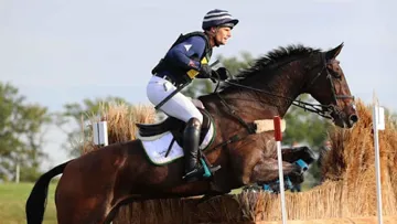 Alexander Bragg et Zagreb dans le CCI 3*-L de Lignières