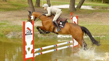 La traversée du gué a été une véritable formalité pour Donatien Schauly et Quinoa Pokla*Mili.