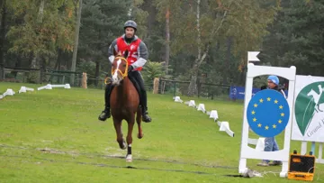 Jean-Philippe Francès et Tarzibus ont largement dominé cette course.