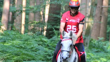 Alex Luque et Ahba Quely, vainqueurs de la course.