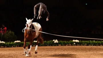 Le Colombien Juan Martin Clavijo a surclassé ses concurrents, longé par la Suissesse Simone Aebi, avec qui il s'entraîne actuellement.