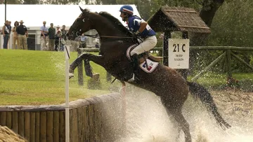 Crocus Jacob et Jean-Luc Force aux Jeux équestres mondiaux de Jerez de la Frontera en 2002.