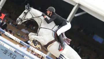 Aucun des couples barragistes n'a pu atteindre Kevin Staut et Silvana*HDC ce soir à Londres.