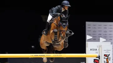 La championne du monde par équipes de Tryon 2018, Adrienne Sternlicht, se positionne pour le Longines Speed Challenge de demain en selle sur Fantast.