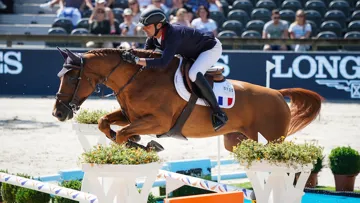 Nicolas Delmotte et Urvoso du Roch, membre de l'équipe de France qui tentera de décrocher la qualification olympique.