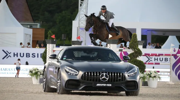 Marc Dilasser en route vers la victoire avec Arioto du Gevres. 