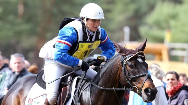 Gwendolen Fer, ici en 2016, arpente les terrains de compétition aux côtés de Romantic Love depuis 2009.