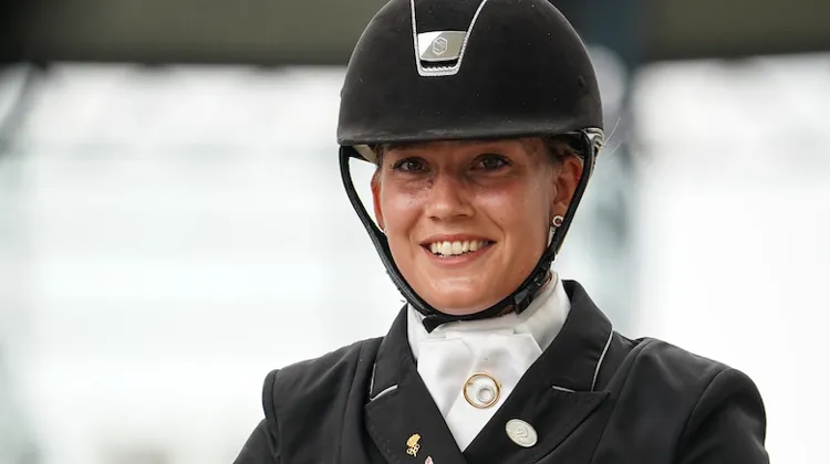 “J’essaie de rester fidèle à la personne que je suis”, confie Cathrine Dufour. 