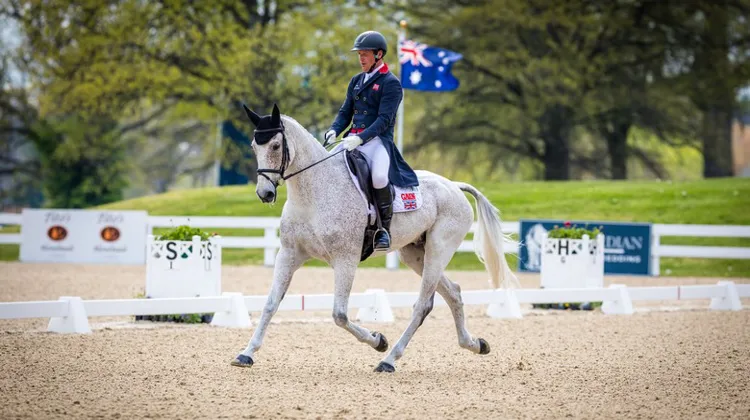 Oliver Townend lors du dressage avec Ballaghmor Class.