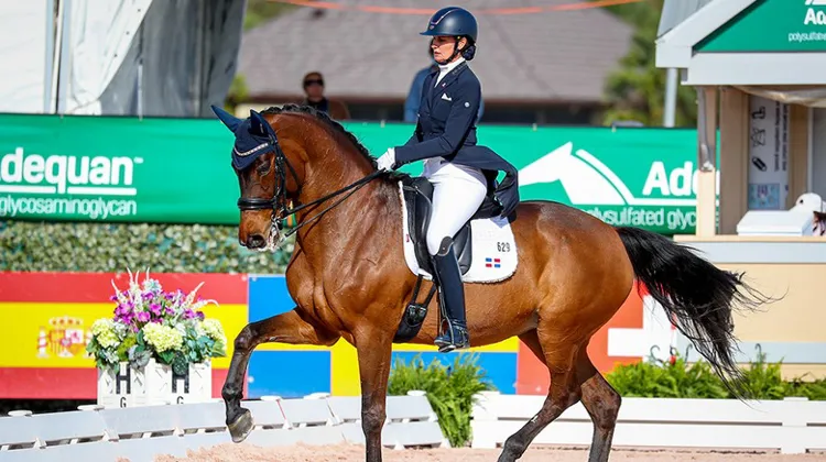 Yvonne Losos De Muñiz a déroulé sa meilleure reprise avec Aquamarijn.